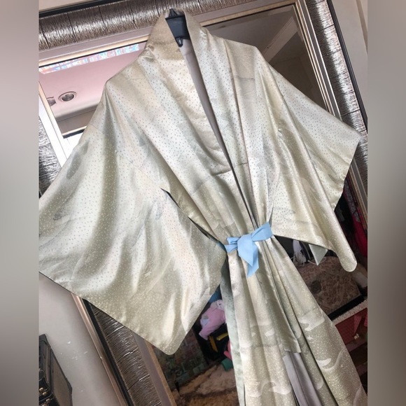 Authentic Japanese  Kimono / Robe - Picture 8 of 9